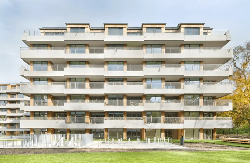 Immergrün Pankow - wohnen im Herzen von Pankow mit großem Balkon, EBK und Parkett — photo 1